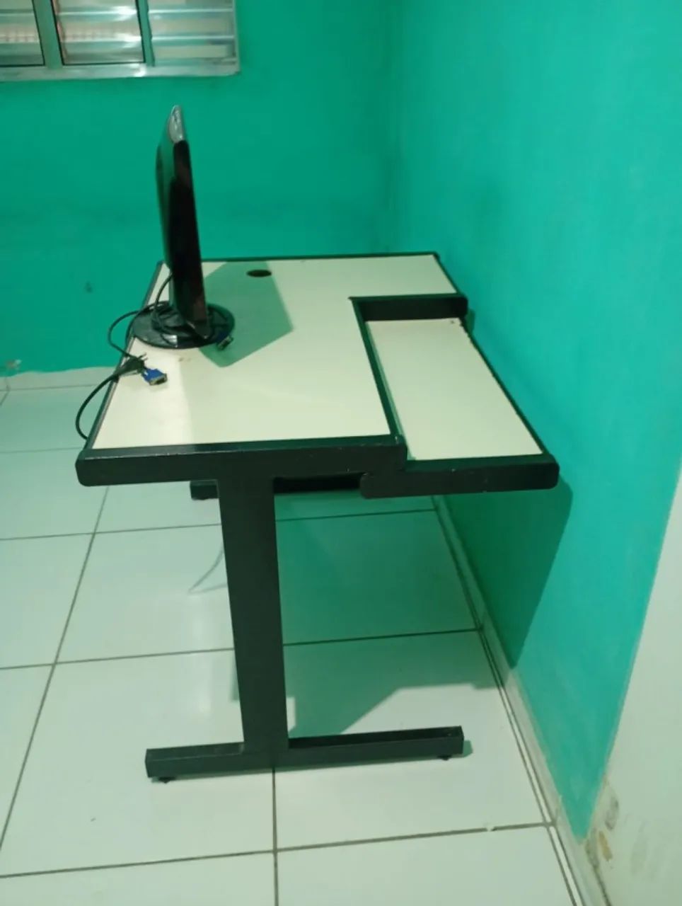 Mesa para computador448314724865157120