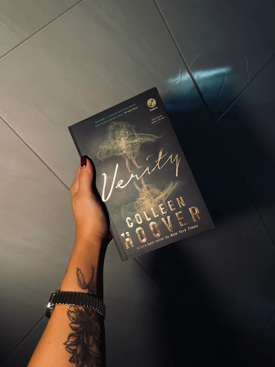 Verity Colleen Hoover