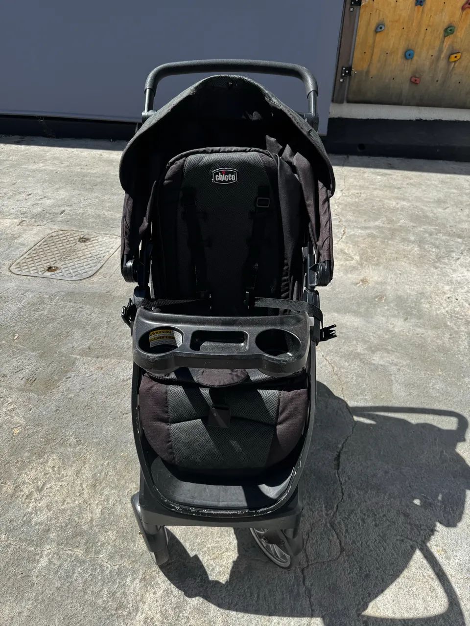 Vendo carrinho de Bebê Chicco Bravo! - Foto 4