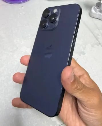 IPHONE 15 PRO MAX 512 - Foto 2