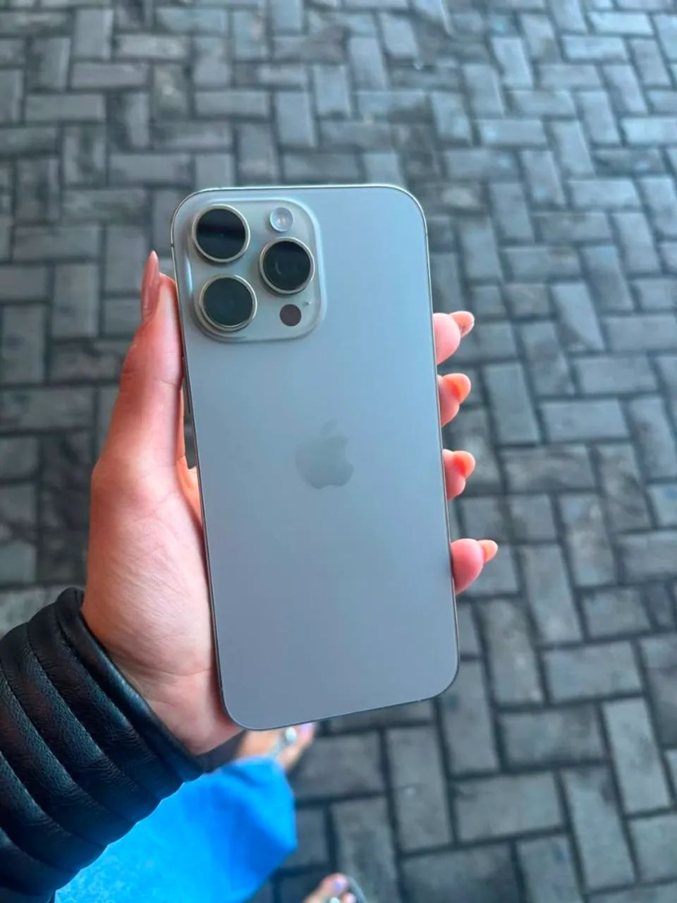 iPhone 16 pro Max 