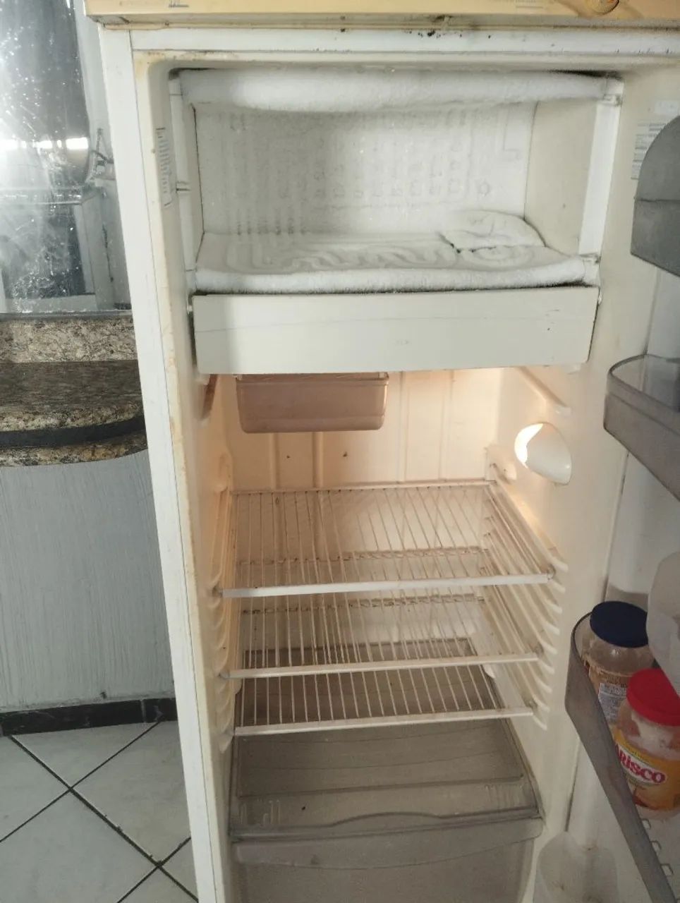 Geladeira bem conservada  - Foto 4
