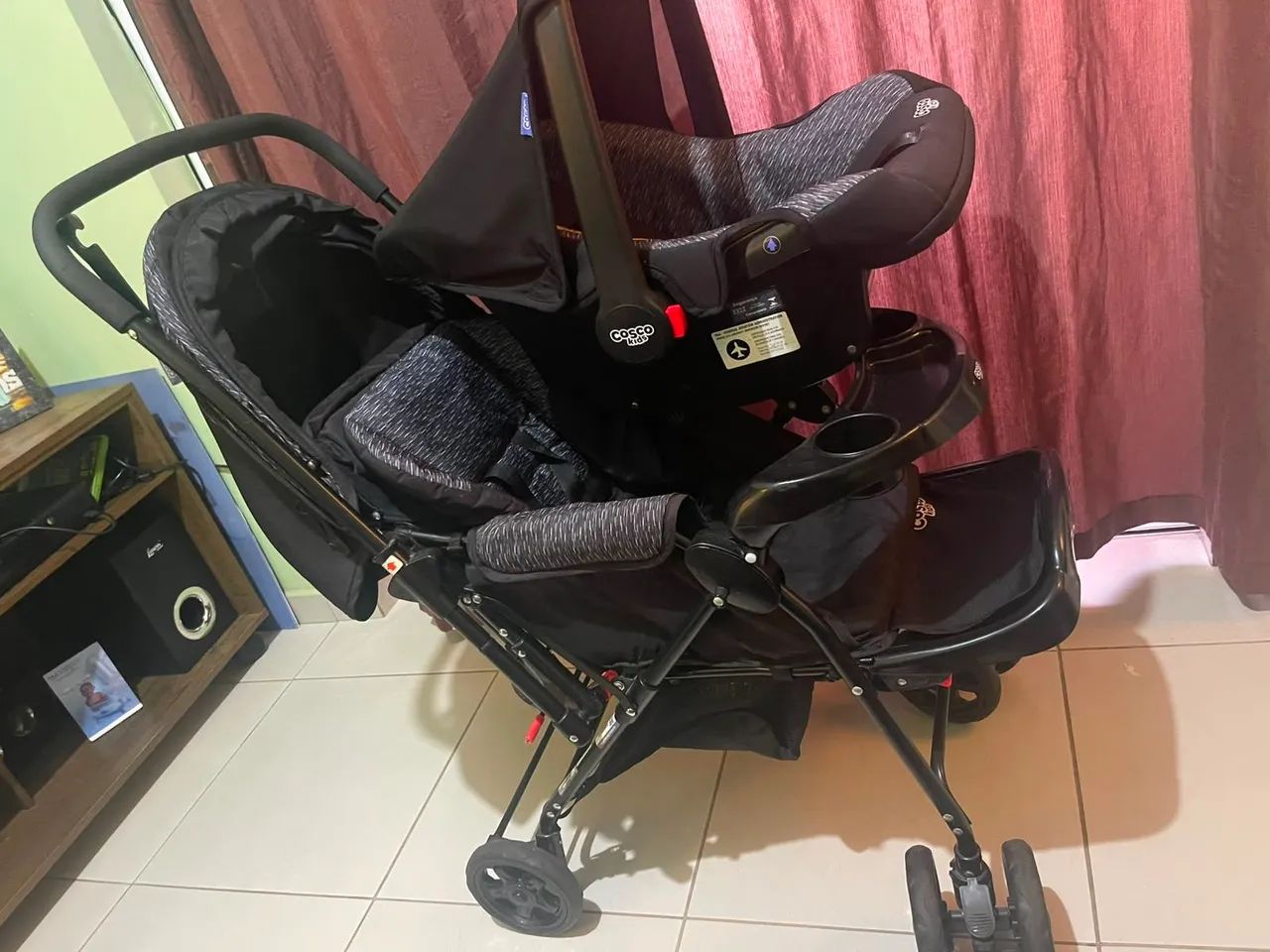 Carrinho mais bebê conforto 