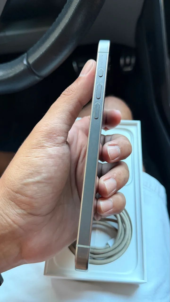 iPhone 15 pro max 256 GB - Foto 3