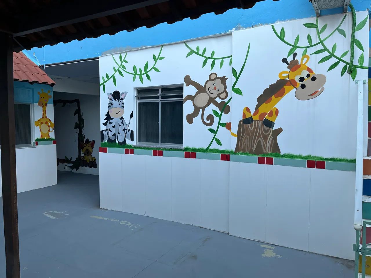 ALUGA-SE PRÉDIO COMERCIAL - IDEAL PARA ESCOLA - Foto 2