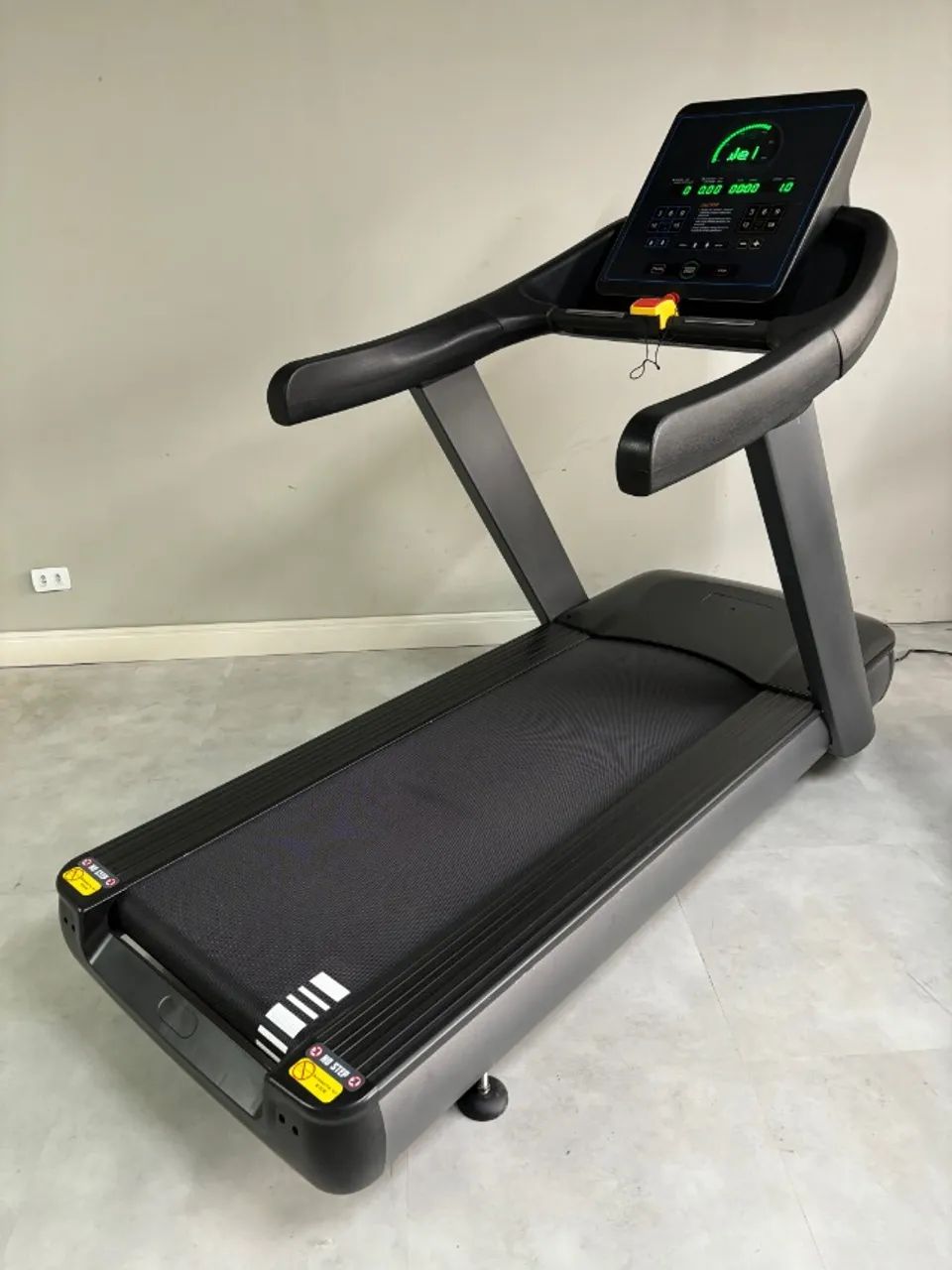 Esteira Profissional linha Classic - Importada