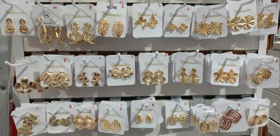 Mega promoção de brincos folheados