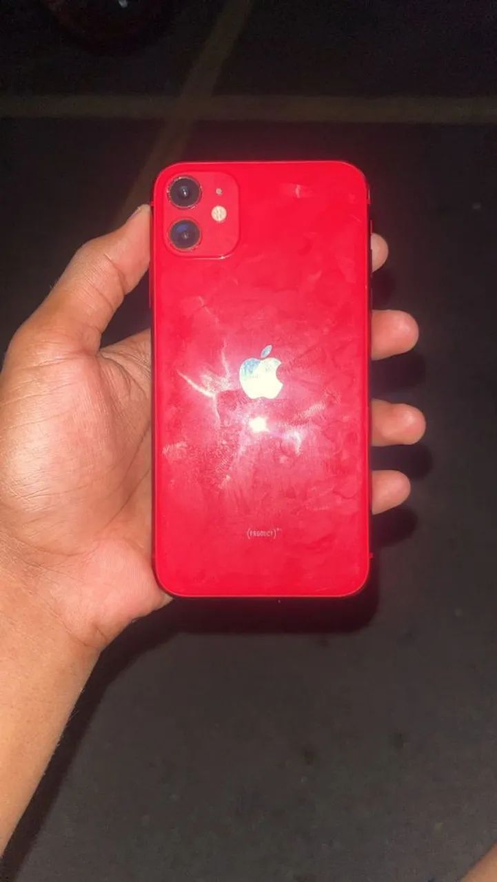 IPHONE 11 RED  - Foto 2