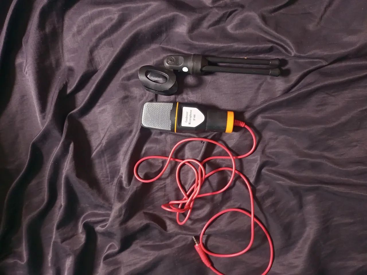 Microfone com tripé - Foto 2