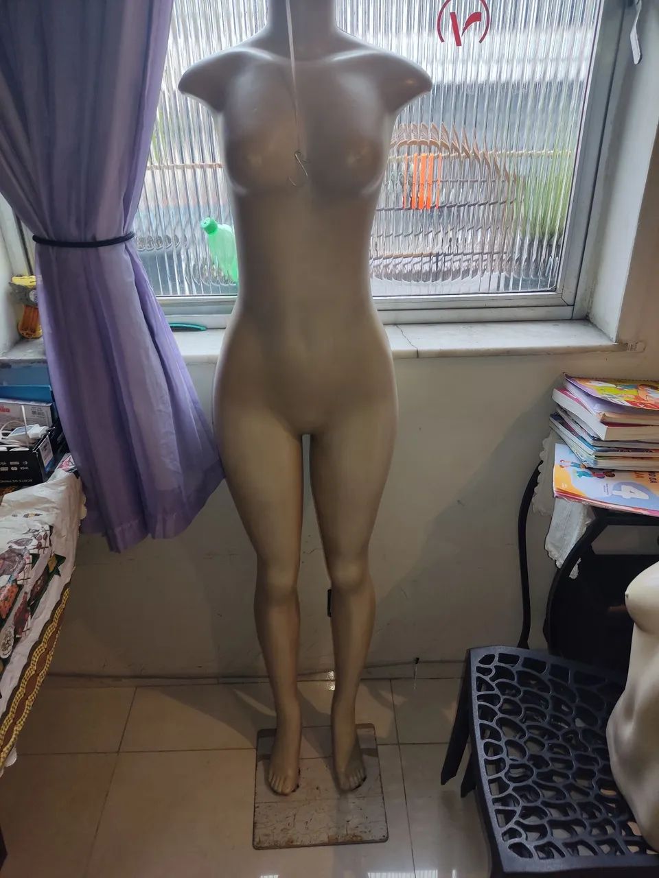 Manequins femininos  - Foto 4