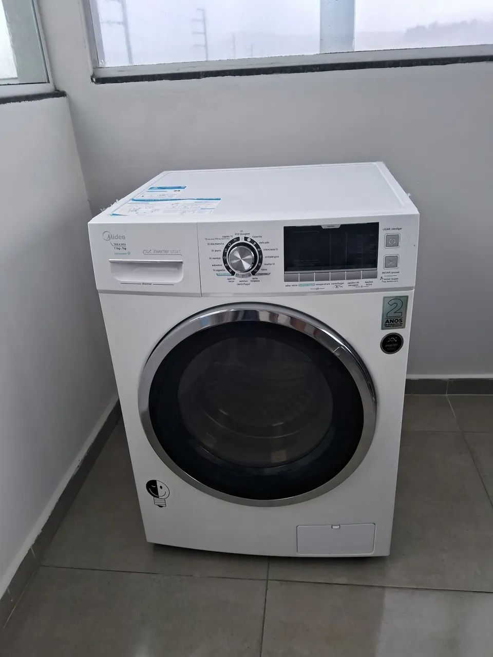 Vendo máquina de lavar lavar e seca. - Foto 2