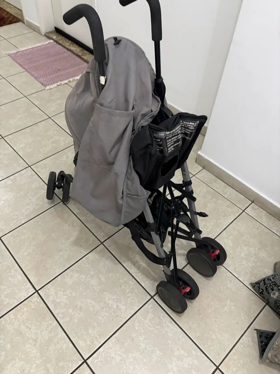 Carrinho de bebê dobrável  - Foto 4