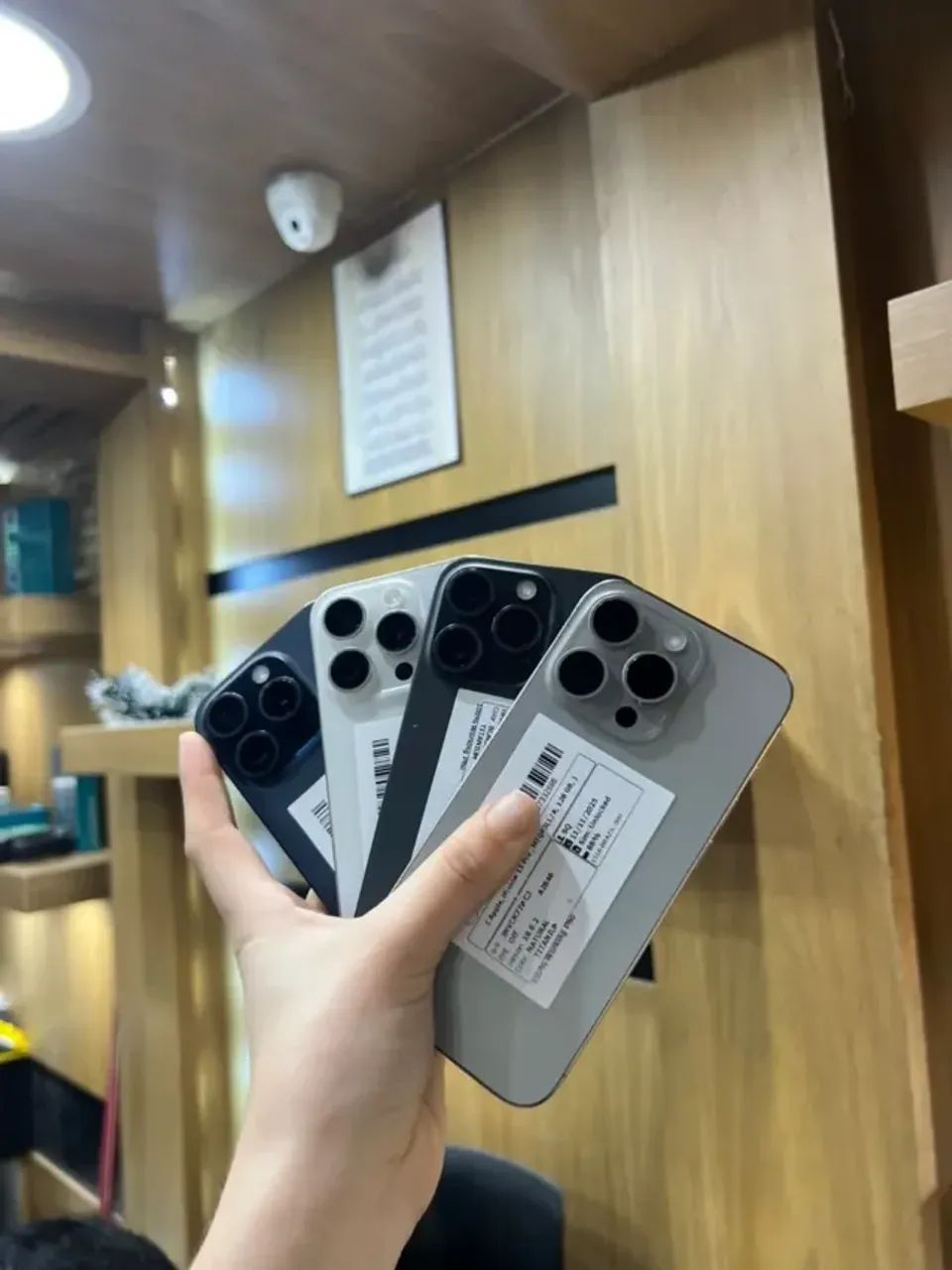 IPHONE 15 PRO 256 GB SEMI NOVOS IMPECAVEIS COM GARANTIA  - Foto 2
