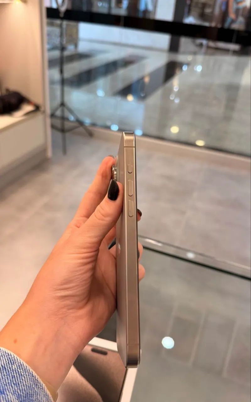 iPhone 15 Pro Max  - Foto 3