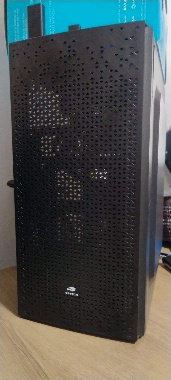 Pc completo i3 10100F 16 GB de memória.