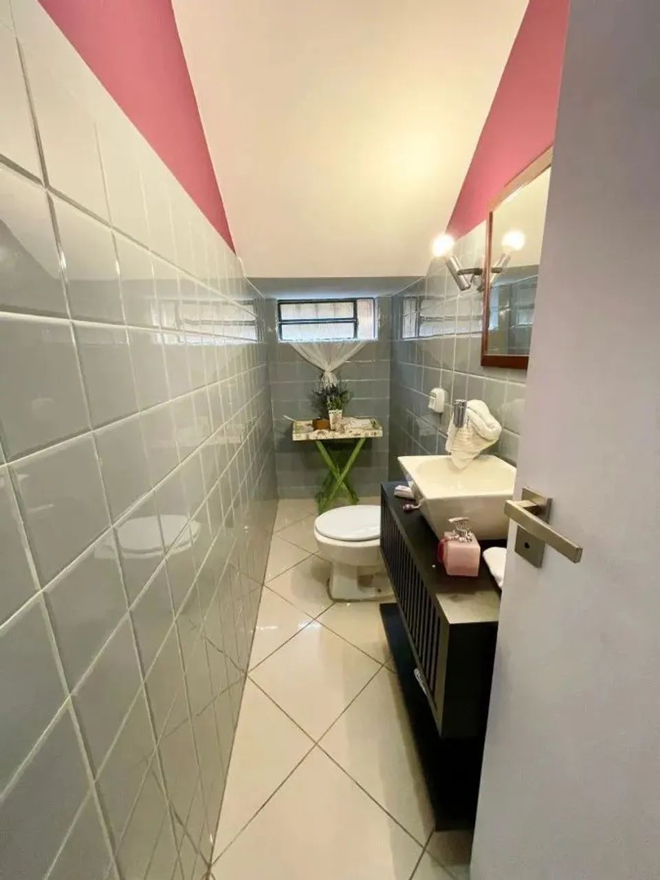 Casa com 4 Quarto(s) e 4 banheiro(s) para Alugar, 450 m² por R$ 8700 / Mês - Foto 3