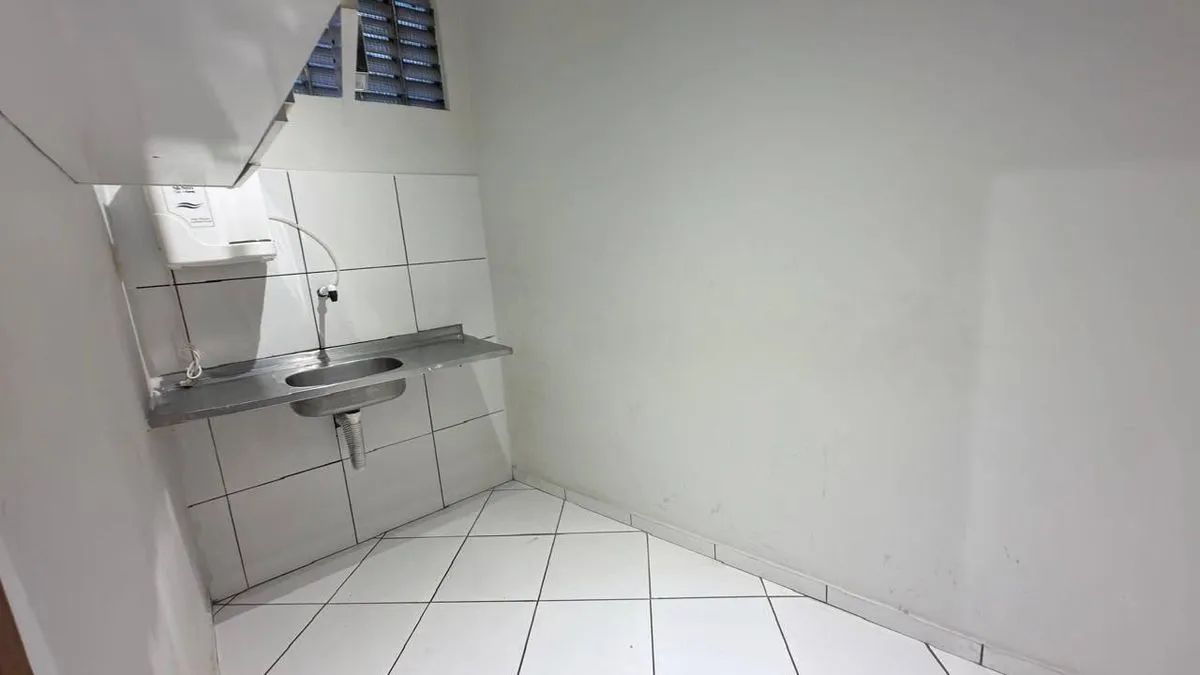 Sala Comercial - 180m² - 8 Ambientes - Centro, Itabuna/BA - Foto 5