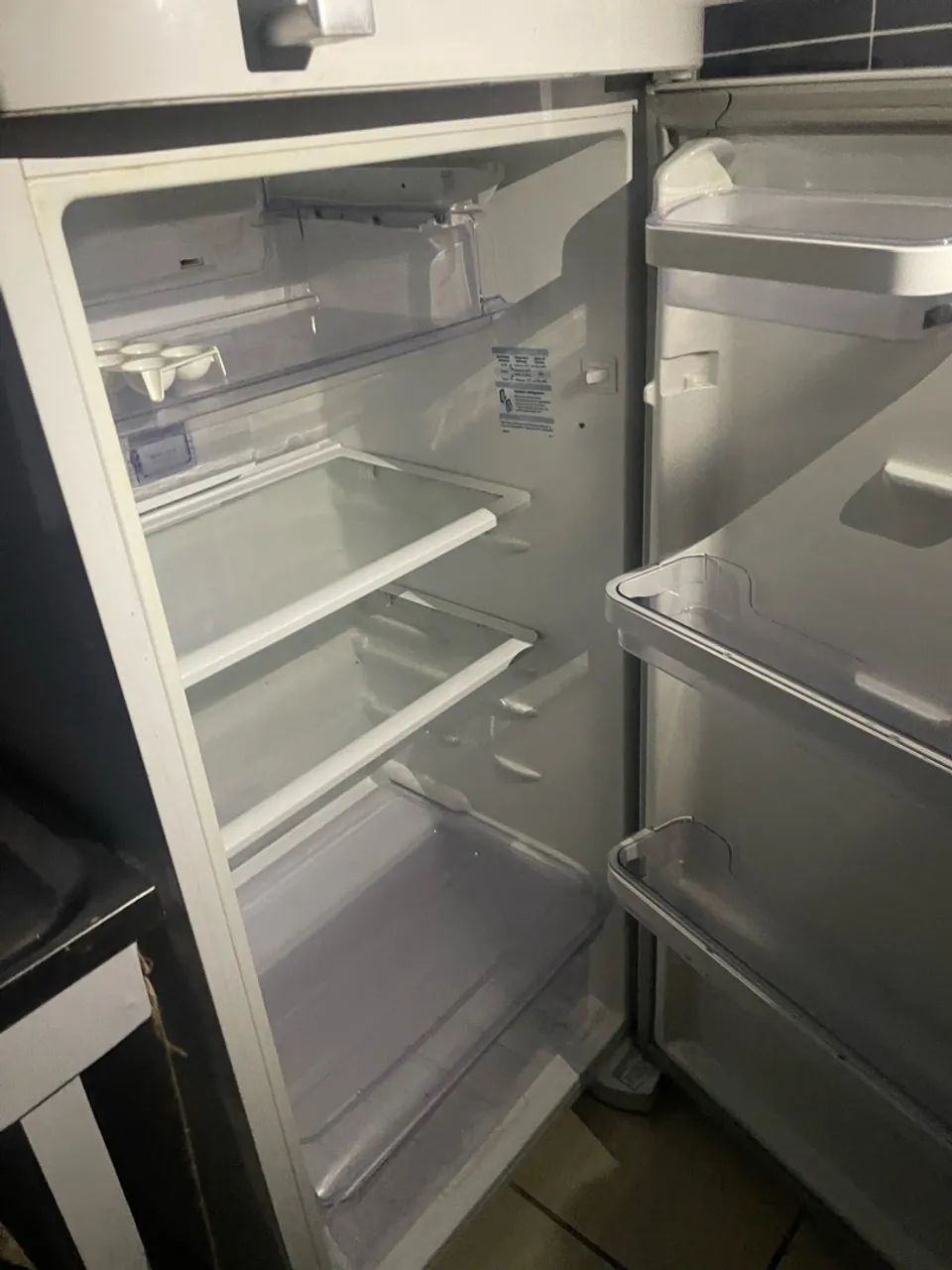 Geladeira elétrico lux perfeito estado  - Foto 4