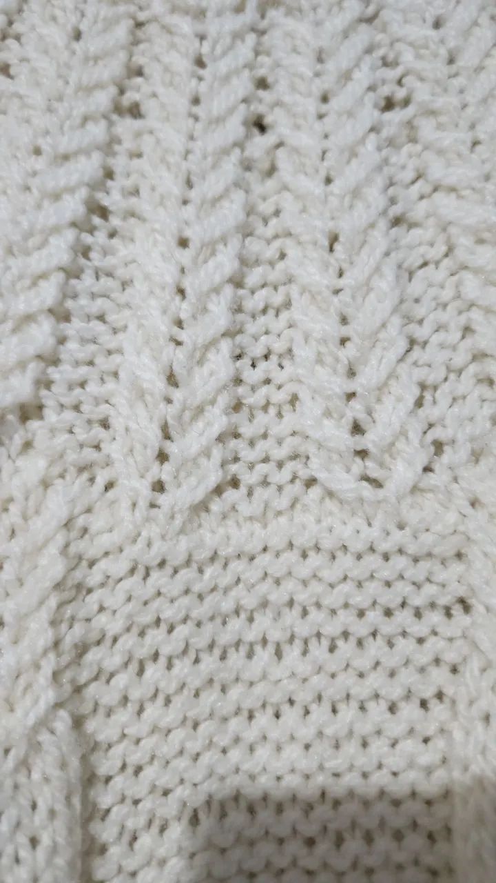 Sueter branco de tricô - Foto 5