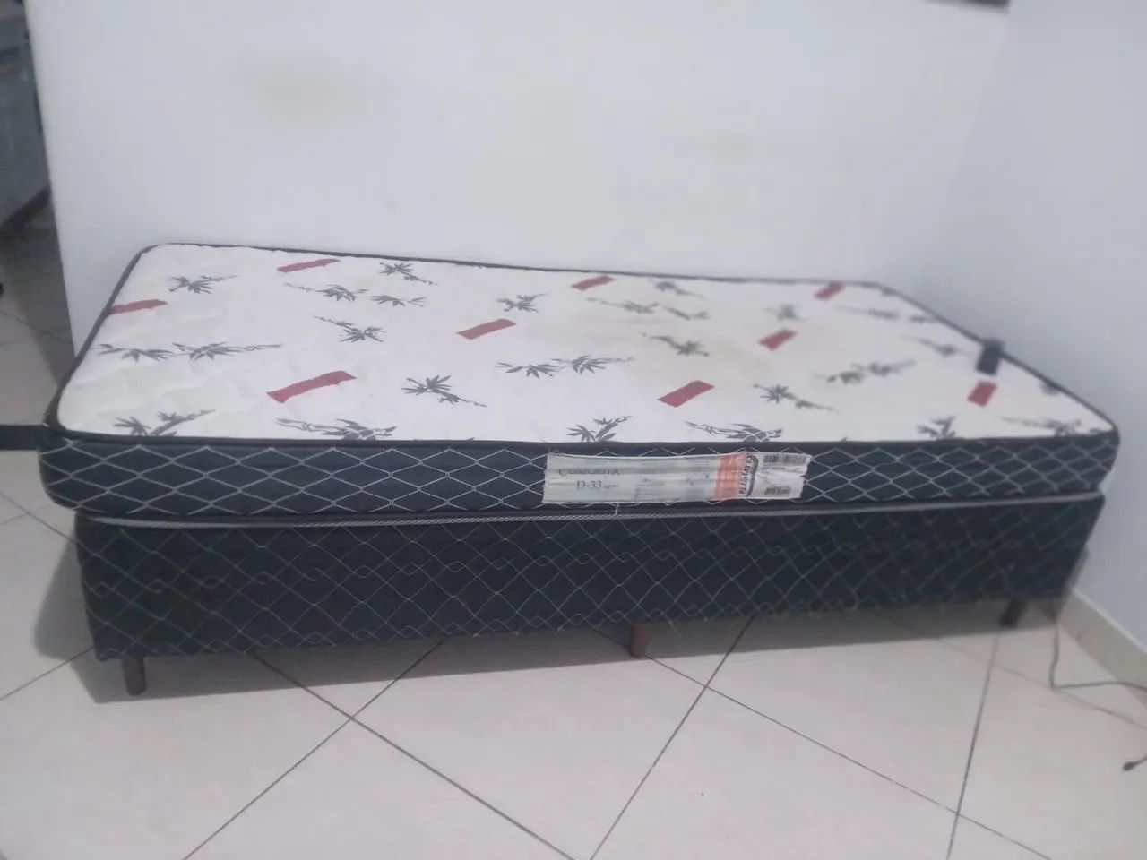 Vende cama box de solteiro  - Foto 3