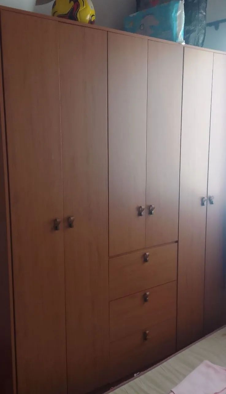 Guarda Roupa 6 portas