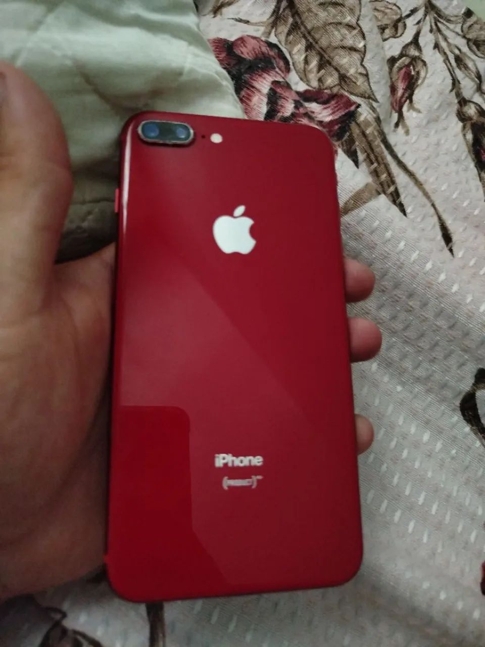 iPhone 8 Plus