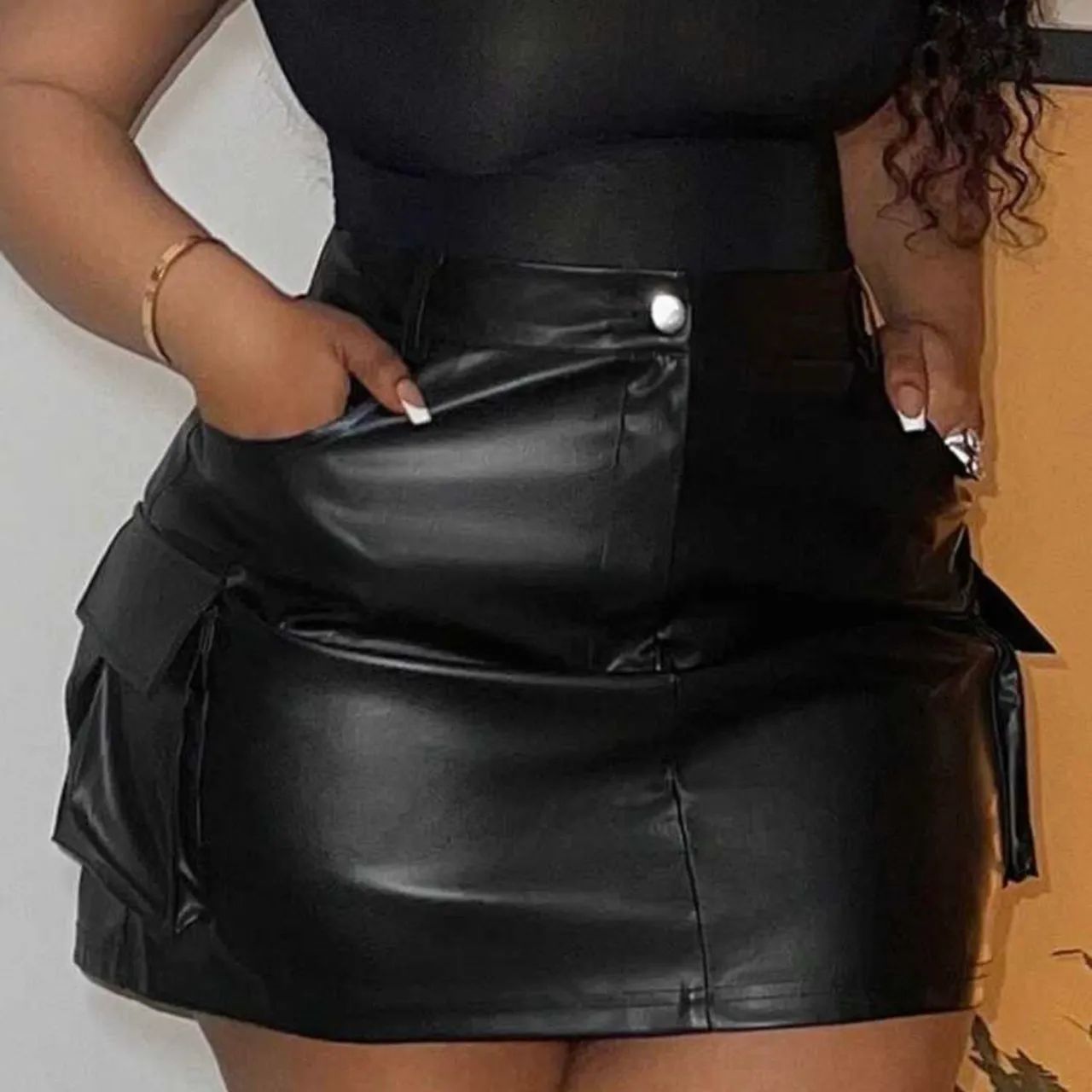 Mini saia cargo de couro - plus size - Foto 3