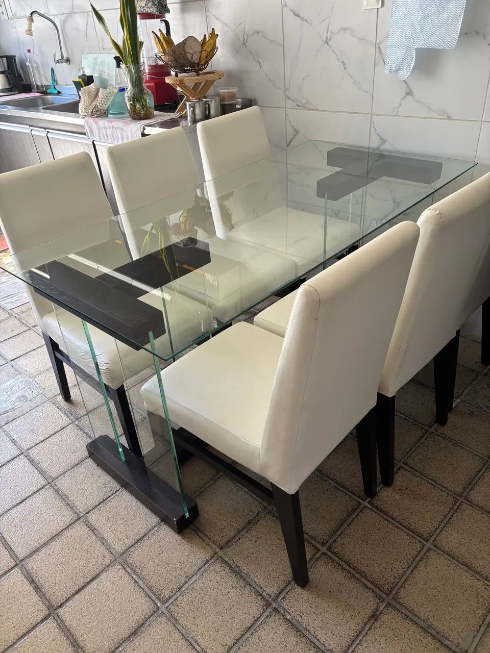 Mesa de jantar com seis cadeiras  - Foto 4