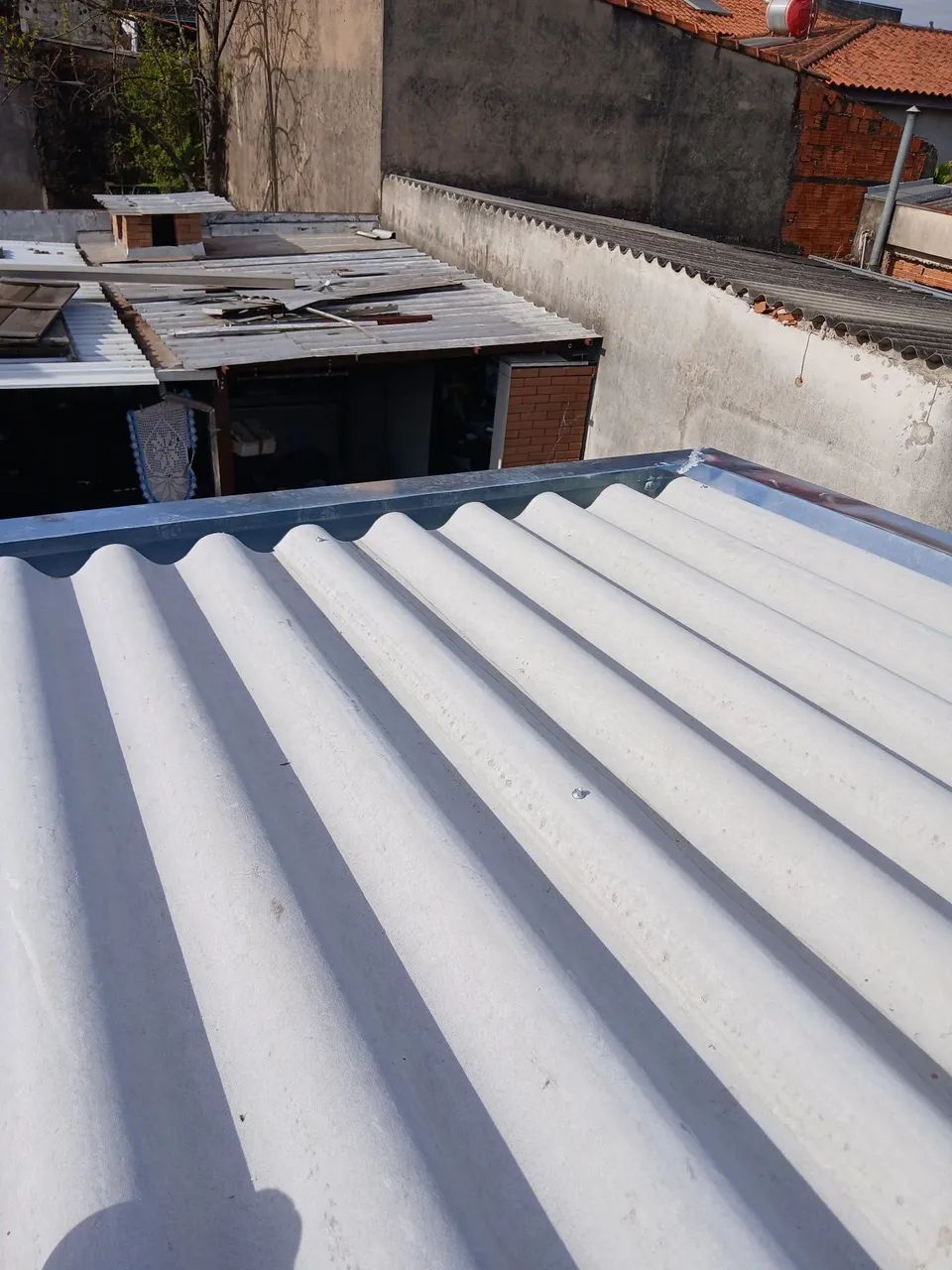 Calhas e. RUFOS E MANUTENÇÃO  - Foto 5