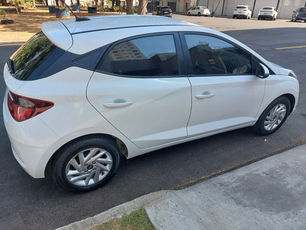 Hyundai HB20 Evolution 1.0 Flex 12V MEC 2021 - Foto 3