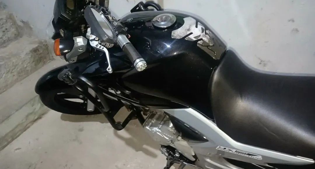 Fazer 250 2012