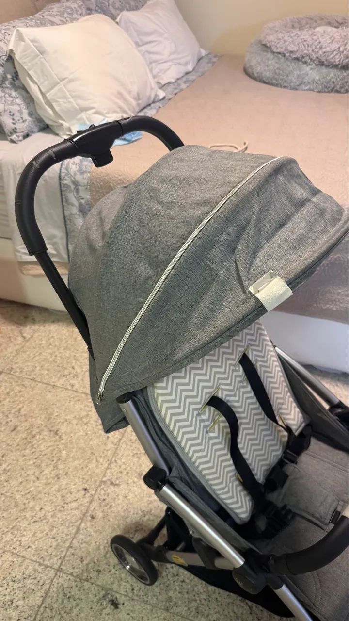 Carrinho Chicco Goody - Fechamento Automático com Uma Mão - Excelente Estado - Foto 3