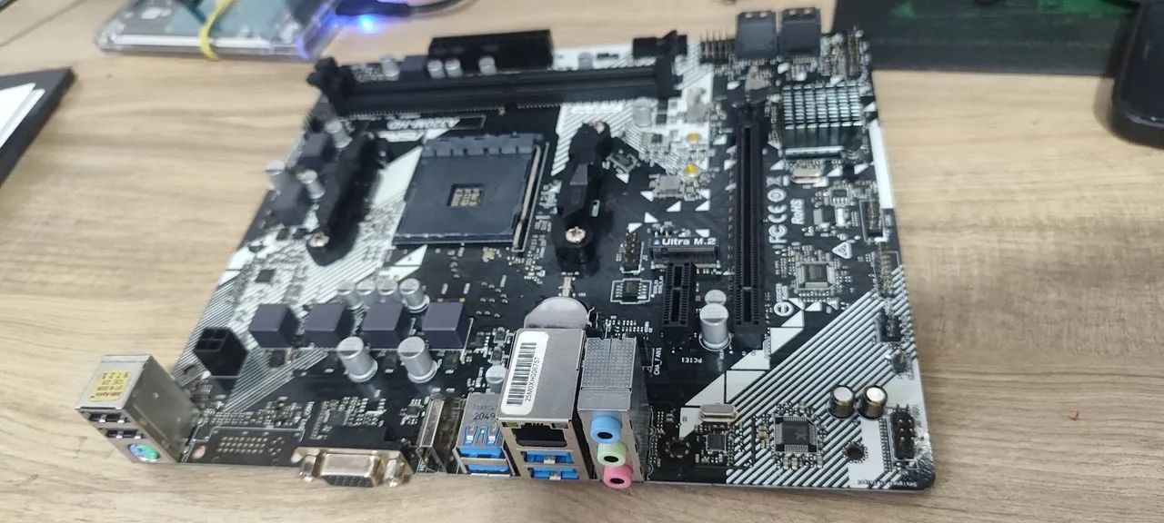Placa mãe Asrock A320 HD (leia) - Foto 2