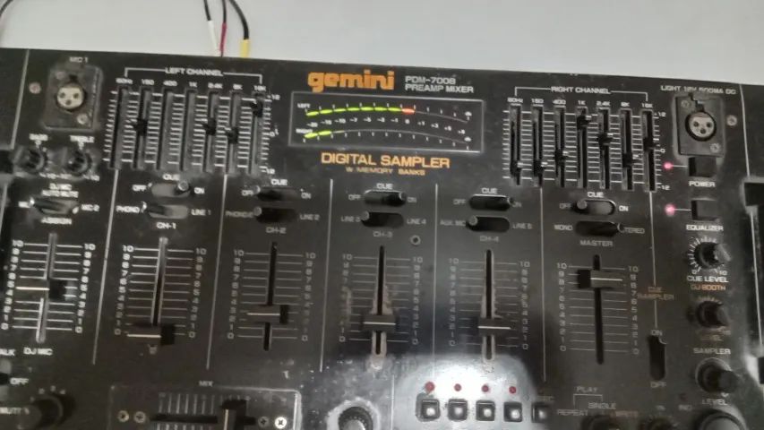 Mixer Gemini Modelo PDM 7008 - Equipamentos e Acessórios de Som