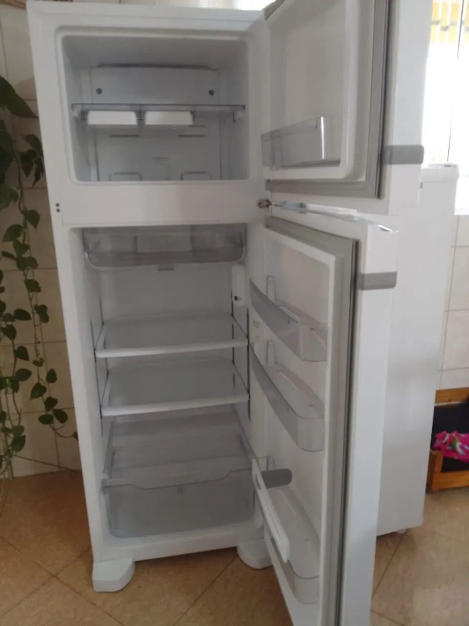 Geladeira e freezer consul  - Foto 2