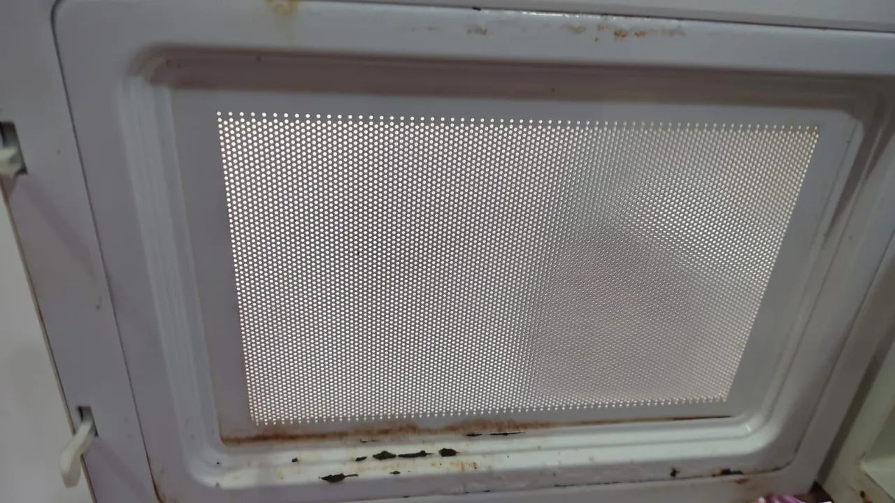 Microondas com defeito  - Foto 4