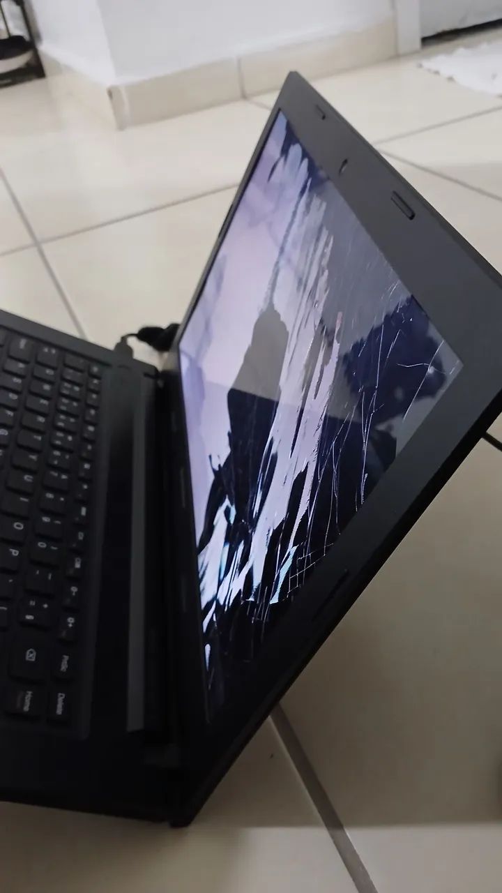 Vendo notebook lenovo G400s com Display Quebrado - Foto 3