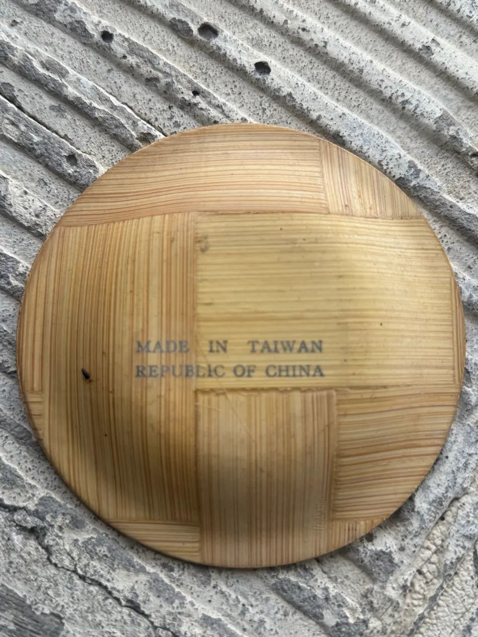 Prato raro de decoração chinês - made in Taiwan - antiguidade  - Foto 2