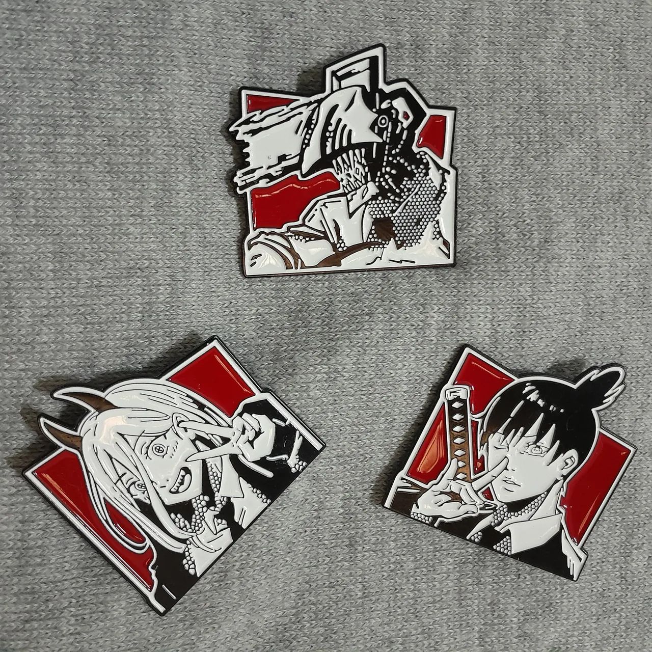 Kit 3 Broches / Pins Chainsaw Man - Denji, Power e Aki Hayakawa Anime