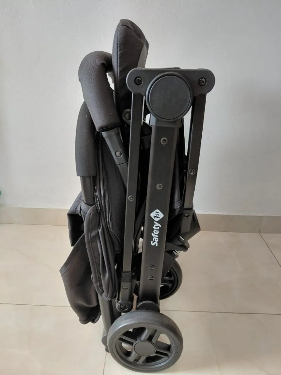 Carrinho de Bebê Safety 1st, Bytes, Full Black - Foto 4