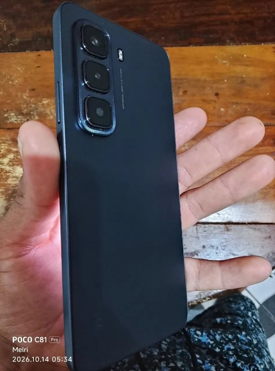 Vende-se celular Infinix Hot 50 