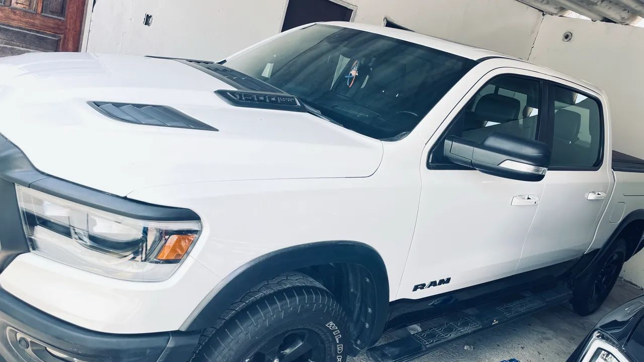 Ram 1500 1500 REBEL 5.7 HEMI CD V8 4x4 Aut. 2022