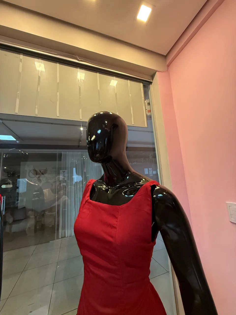 2 manequins femininos  - Foto 5