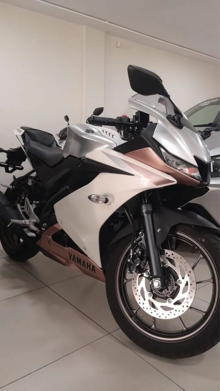 Yamaha R15 2026 - Foto 2