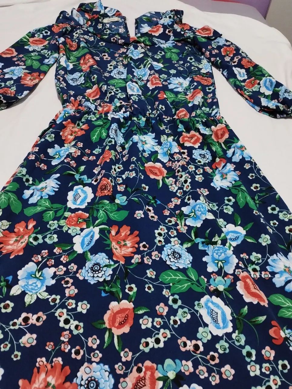 vestidos e blusas diversos 