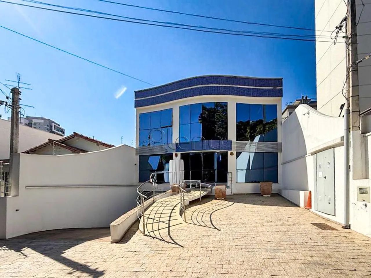 Prédio para alugar em Campinas, Cambuí, com 250 m²