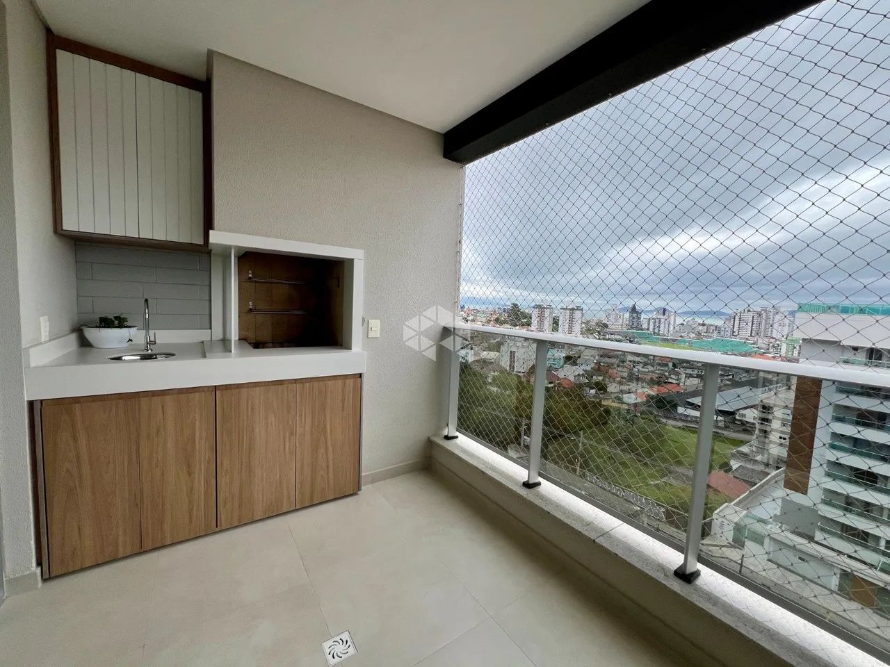 APARTAMENTO 3 QUARTOS COM SUÍTE À VENDA NO ESTREITO FLORIANÓPOLIS - Foto 3