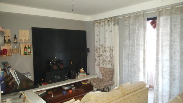 Excelente Casa 2 Qtos, Toda na Laje, Bairro Residencial Oeste - Aceito Troca