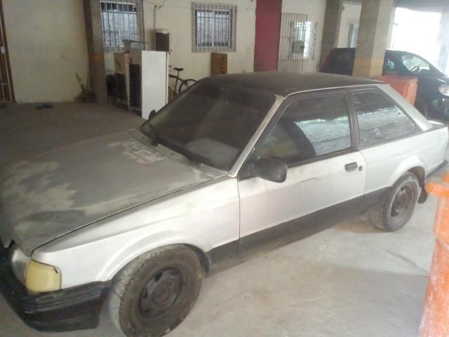 Escort ano 90 motor 1.6 a gasolina R$3200 - Foto 2