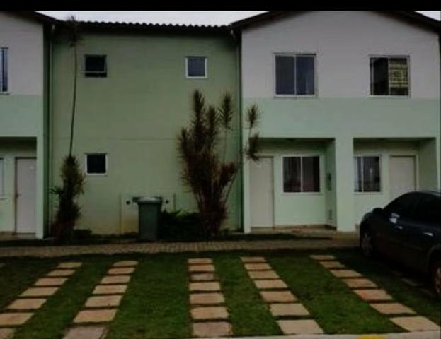 Exelente casa de 3 quartos em condominio fechado